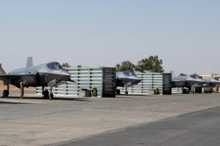 U.S. Air Force F-35A Lightning II μαχητικά σε "απροσδιόριστη" τοποθεσία στη Μέση Ανατολή
